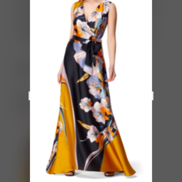 Beautiful elegant maxi dress!! - Picture 1 of 1
